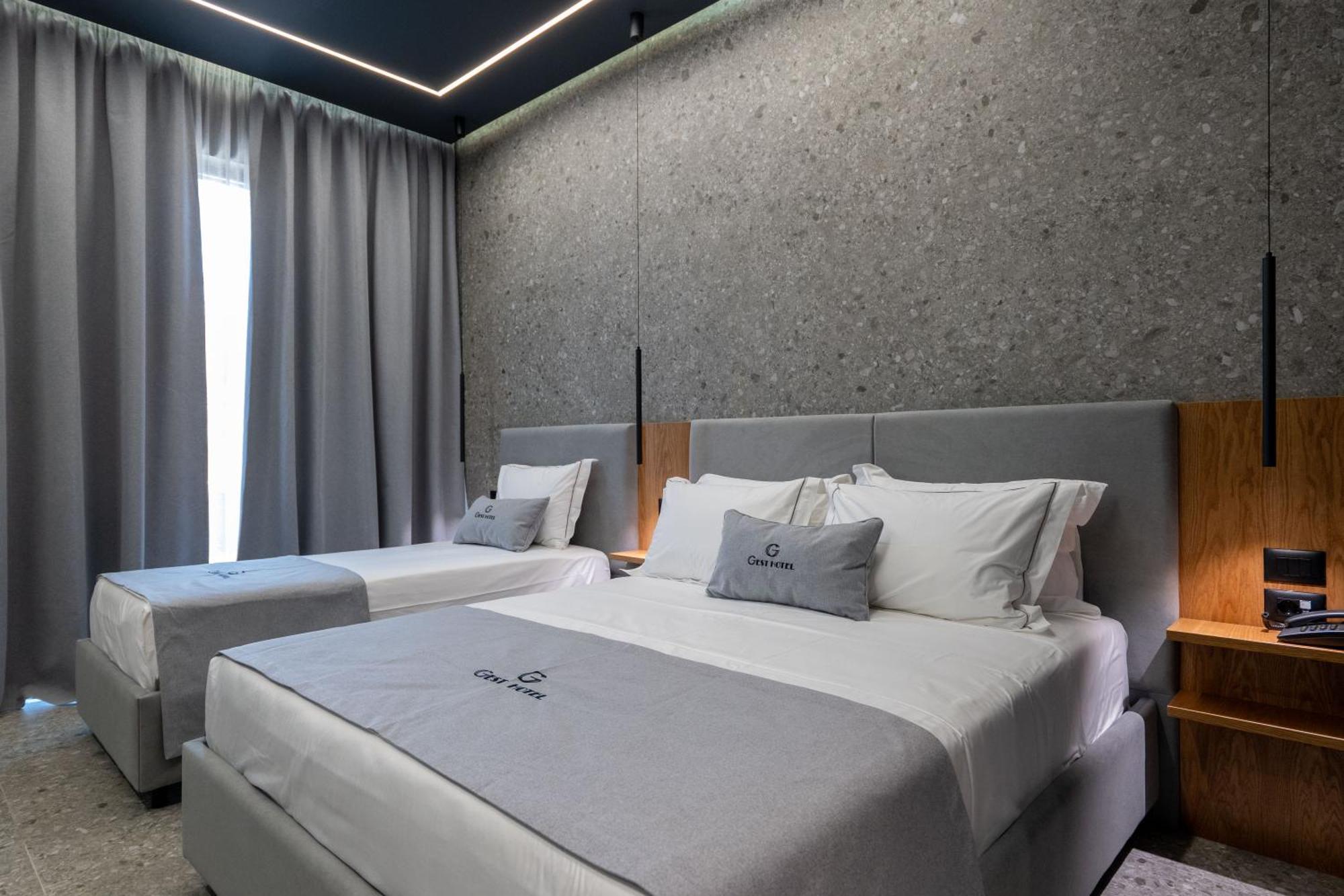 Gest Hotel Radhima Kültér fotó